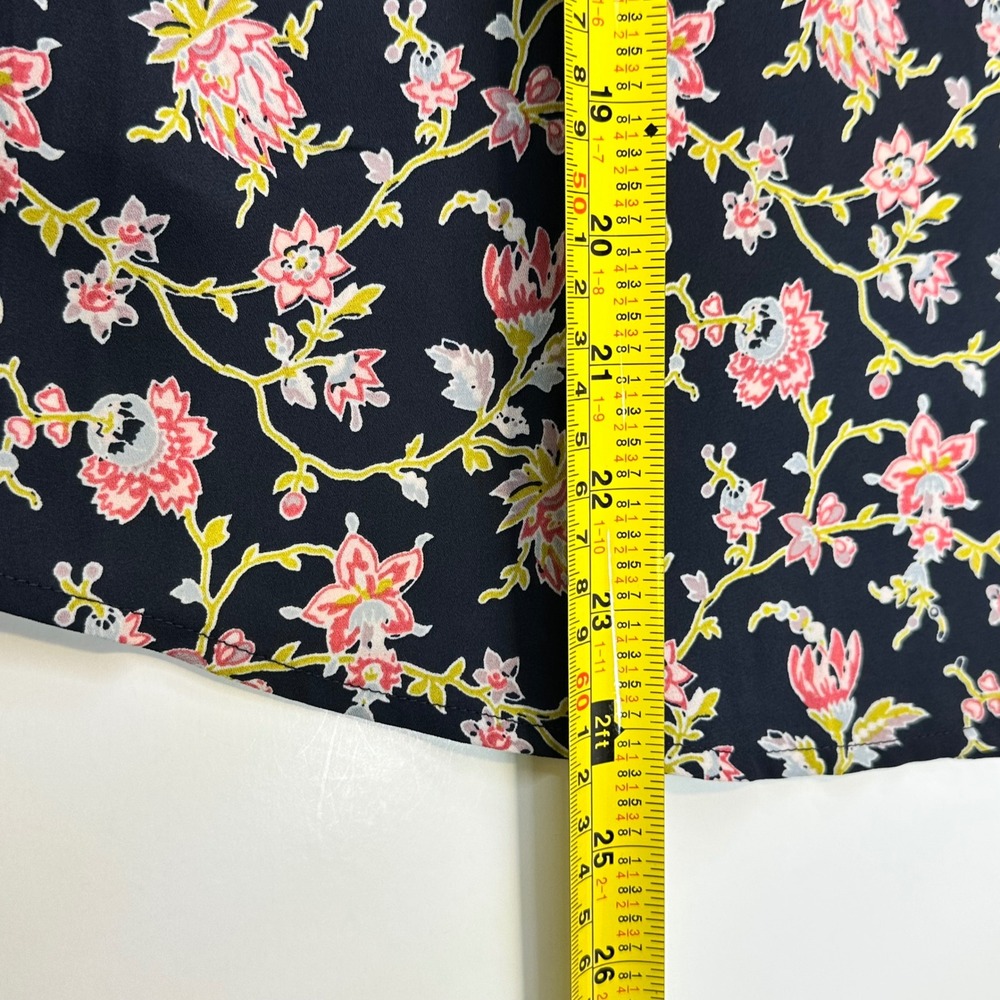 LOFT Petites Navy Blue Floral Sleeveless Blouse Pleated Neck Top LP 545286 - Picture 5 of 8